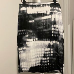 Brand:Calvin Klein, Size:M, Color:black&White,new no tag on.